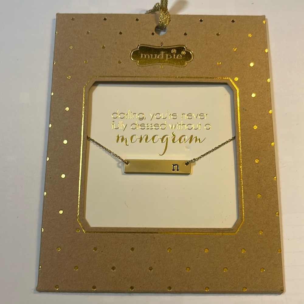 Initial “n” gold bar necklace by mudpie